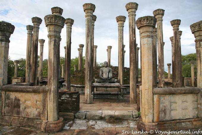 Medirigiriya Mandagiriya Vihara - Ceylon Sri Lanka
