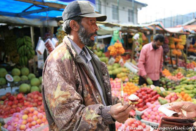 Proposta di rambutan gusto, Mercato Nuwara Eliya - Ceylon Sri Lanka