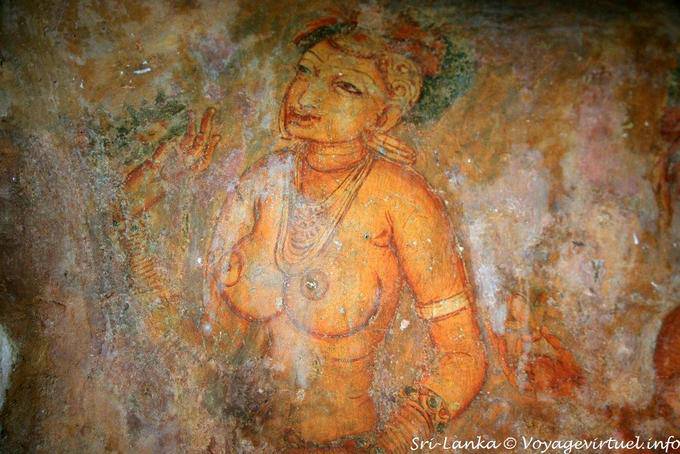 Concentrarsi sul petto nudo di una donna e la mano alzata, Sigiriya Affreschi di donne - Ceylon Sri Lanka