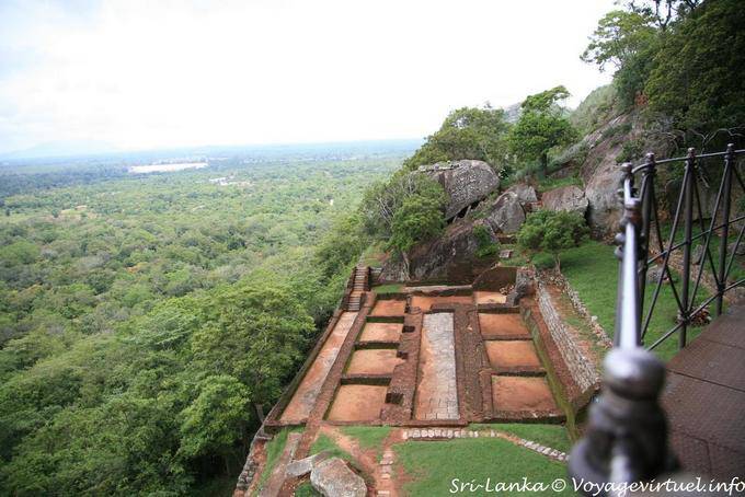 Giardino terrazzato sulle pendici del monte Sigiriya - Ceylon Sri Lanka