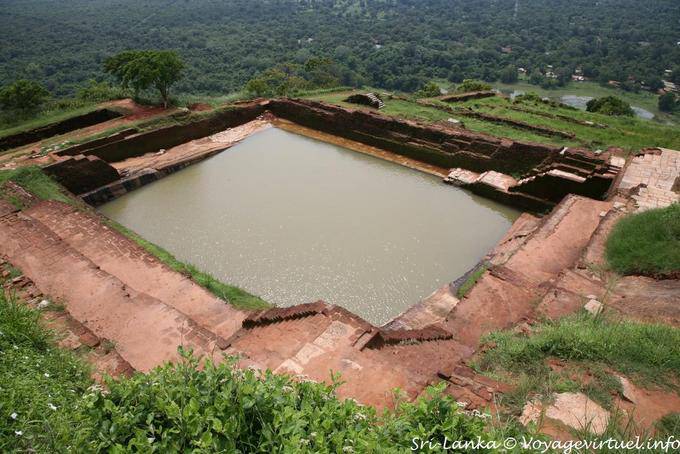 La top pool re Kassapa della roccia, Sigiriya - Ceylon Sri Lanka
