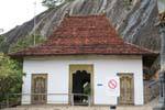 L'entrata Vahalkada al Tempio, Golden Rock Temple, Dambulla, Ceylon Sri Lanka.