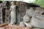 Grande Buddha sdraiato e in piedi Buddha, Gal Vihara, Polonnaruwa, Ceylon Sri Lanka.