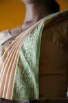 Plis de tenue traditionnelle cinghalaise Sri Lanka