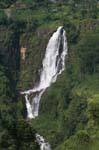 Un'altra vista delle cascate a Devon, Ceylon Sri Lanka.