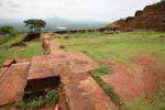 Al centro della fortezza in cima alla roccia, Sigiriya, Ceylon Sri Lanka.