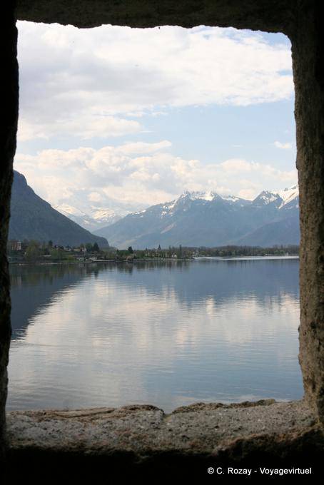 Riflessioni delle Alpi Chillon, Montreux - La Svizzera