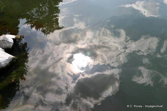 Il sole nel lago, Chillon - La Svizzera