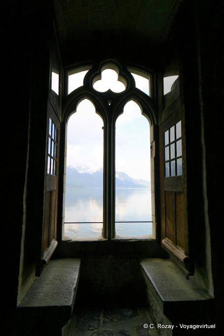 Contro la luce, Castello di Chillon - La Svizzera