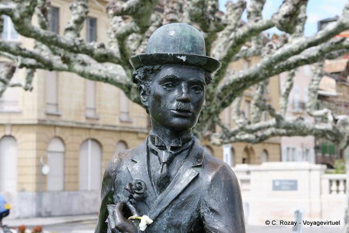 Charlie Chaplin e la statua rosa Perdonnet molo, Vevey - La Svizzera