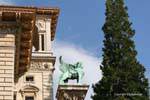 Luogo Riponne, un'altra vista del Palais de Rumine, Lausanne, La Svizzera.