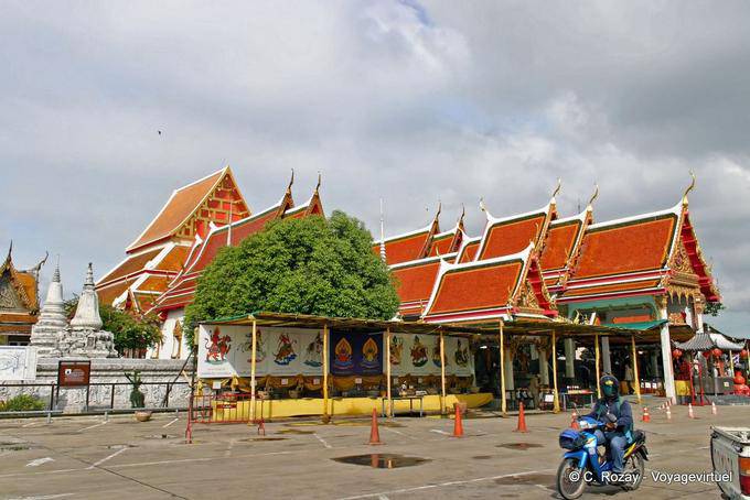 Esterno, Wat Choeng Phanan, Ayutthaya - La Tailandia