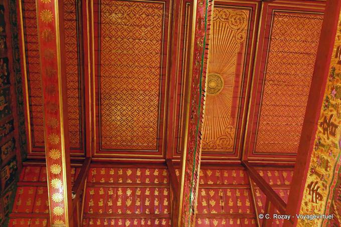 Soffitto decorato, Wat Choeng Phanan, Ayutthaya - La Tailandia