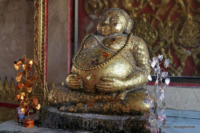 Un altro grande pancia Buddha, Wat Choeng Phanan, Ayutthaya - La Tailandia
