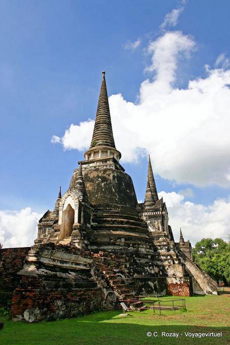 Chedi e mandapa re Borom Trailokanat, Wat Phra Sri Samphet, Ayutthaya - La Tailandia