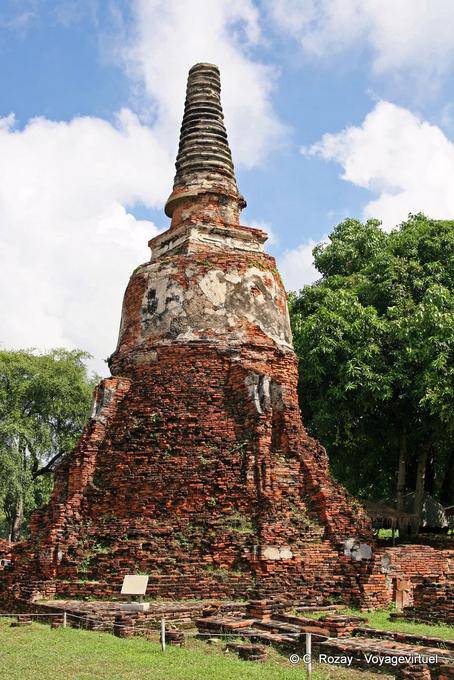 Antico chedi, il Wat Phra Sri Samphet, Ayutthaya - La Tailandia
