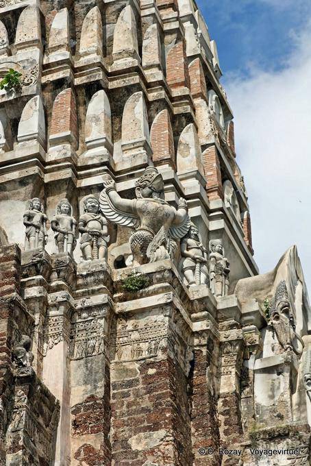 Garuda su prang, Wat Raj Burana, Ayutthaya - La Tailandia