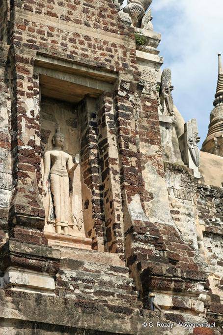 Jataka nicchia (Ratchaburana), Wat Raj Burana, Ayutthaya - La Tailandia