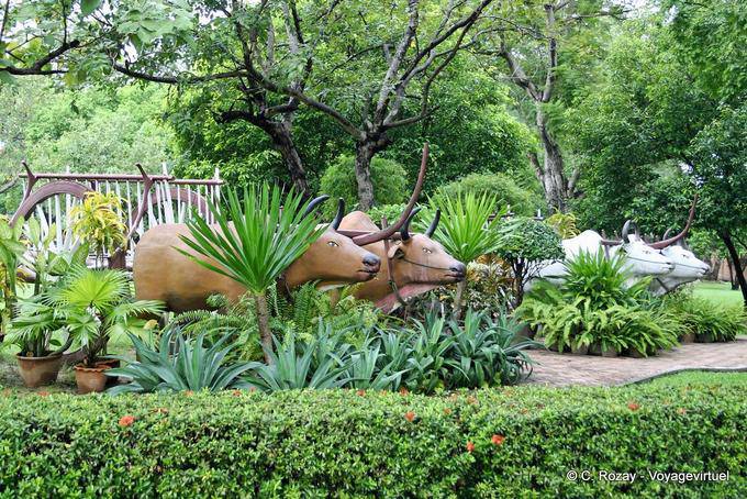 Legno zebù, Wat Yai Chai Mongkol, Ayutthaya - La Tailandia