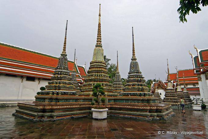 Stile Ratanakosin chedi, Wat Pho, Bangkok - La Tailandia