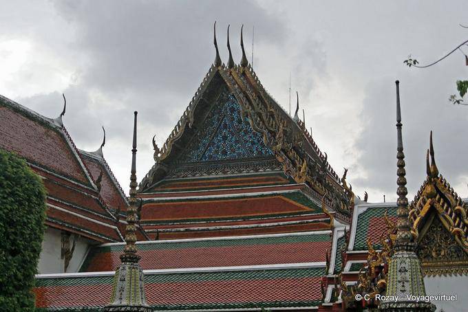Prasat Phra Thep dettaglio Bidon, Wat Pho, Bangkok - La Tailandia