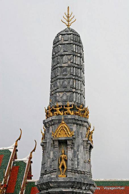 Pietra prang, Wat Phra Kaew, Bangkok - La Tailandia