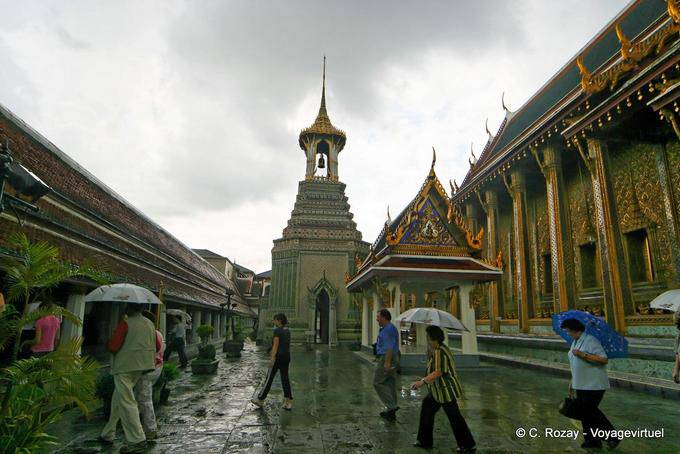 Un'altra vista della Cappella del Gandhara Buddha, Wat Phra Kaew, Bangkok - La Tailandia
