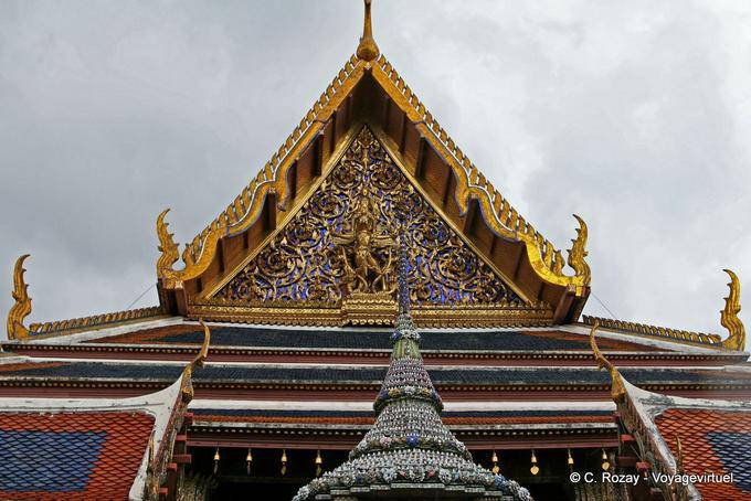 Dettagli decorazioni, Wat Phra Kaew, Bangkok - La Tailandia