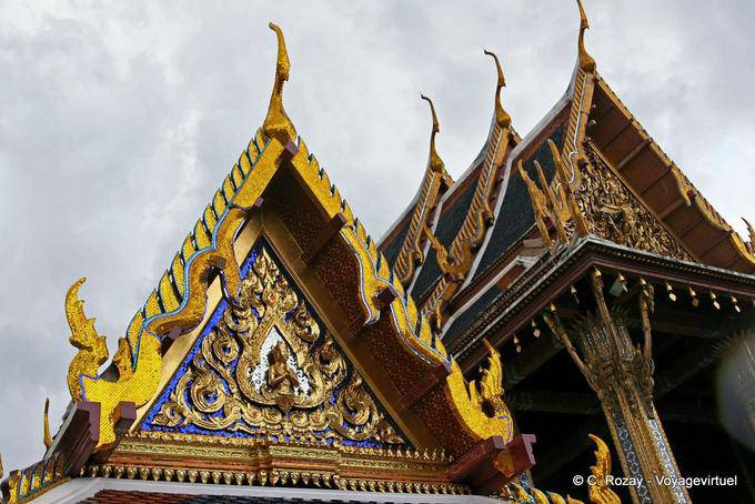 Tetti Deco, Wat Phra Kaew, Bangkok - La Tailandia