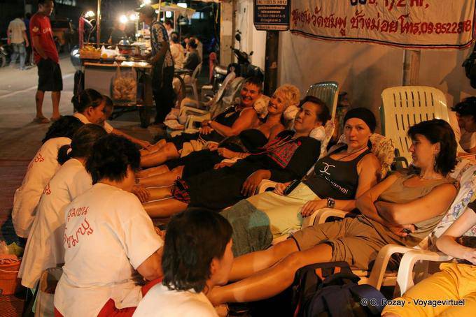 Massaggio collettivo, Chiang Mai - La Tailandia