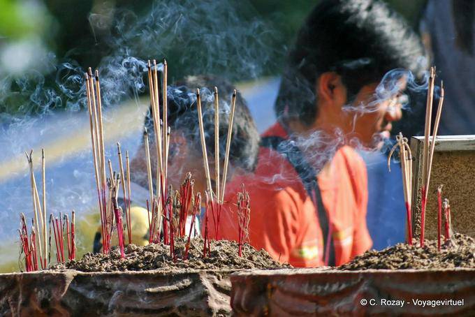 Incenso, Chiang Mai Tempio - La Tailandia