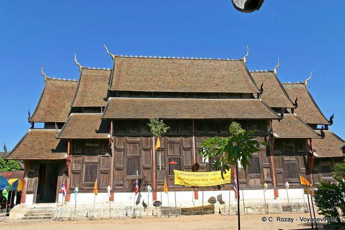 Legno Wiharn Wat Phan Tao di Chiang Mai Tempio - La Tailandia