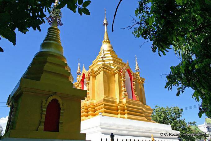 Stupa rinnovato Wat Sri Gerd, Chiang Mai Tempio - La Tailandia