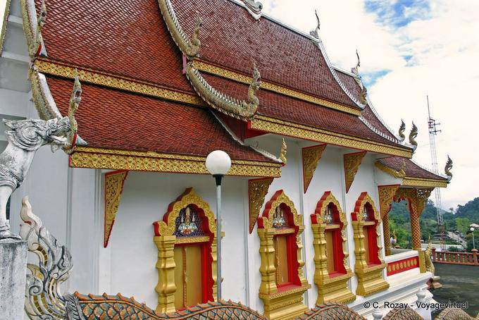 Il tempio della montagna, vista laterale, Chiang Mai Regione - La Tailandia