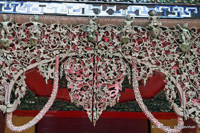 Stile involuto, Wat Sri Chum, Lampang - La Tailandia