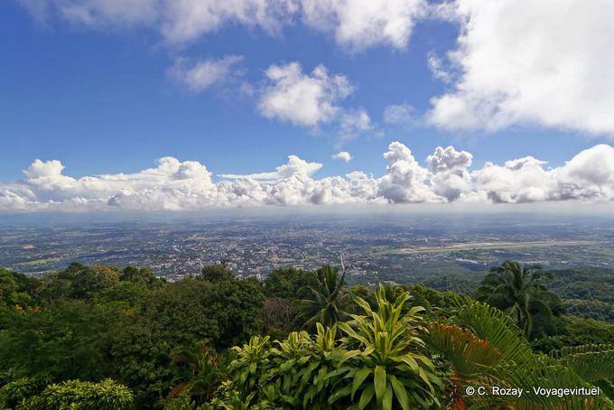Panorama dalla terrazza, Wat Doi Suthep, Chiang Mai - La Tailandia