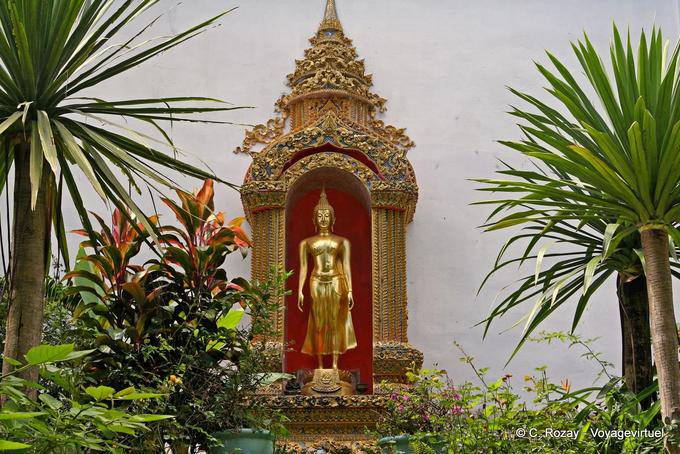 Mettakaruna-Mudra, Wat Doi Suthep, Chiang Mai - La Tailandia