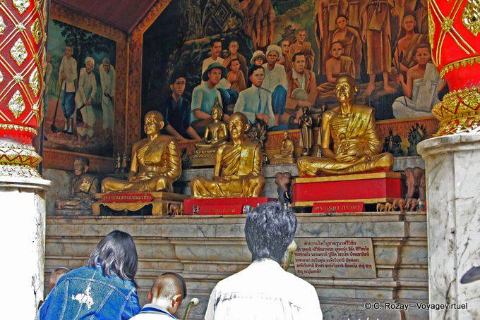 Trio uomini santi, il Wat Doi Suthep, Chiang Mai - La Tailandia