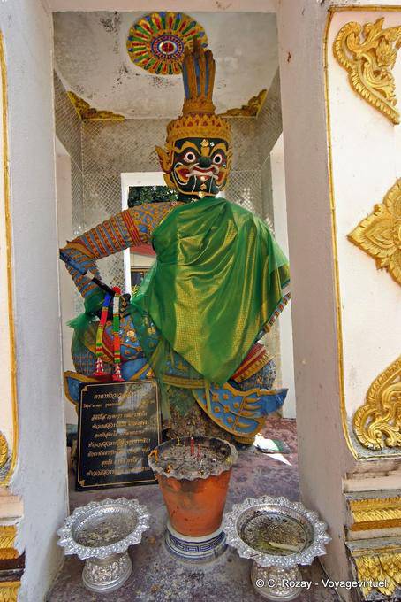 Nat Ramakian, Wat Doi Suthep, Chiang Mai - La Tailandia