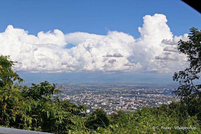 Panorama di Chiang Mai Wat Doi Suthep - La Tailandia