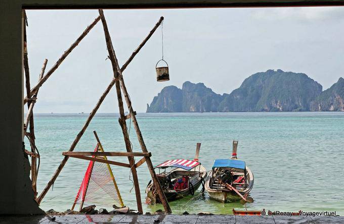 Le lunghe code di attesa barche, Koh Phi Phi - La Tailandia