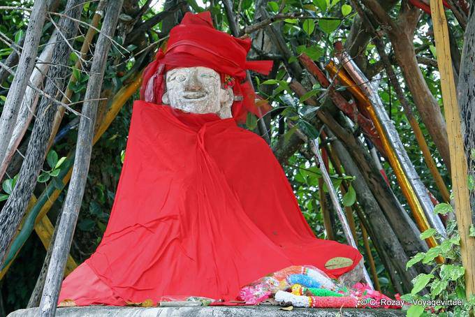 Buddha di Viharn Nam Tam, il Wat Phra That Lampang Luang - La Tailandia