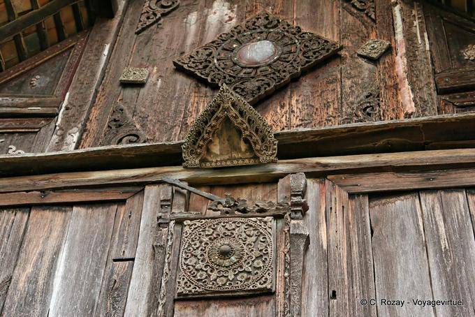 Legno Antiquariato, il Wat Phra That Lampang Luang - La Tailandia