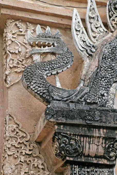 Denti Naga, il Wat Phra That Lampang Luang - La Tailandia