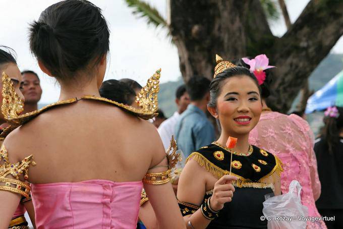 Toss, Festival Patong, Phuket - La Tailandia