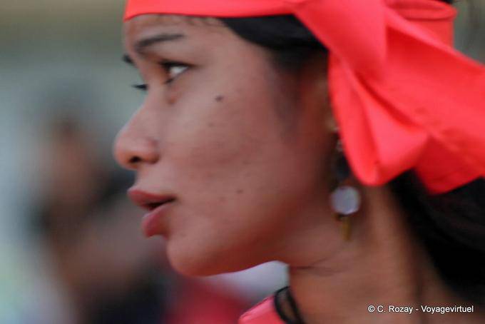 Gay offuscata, Festival Patong, Phuket - La Tailandia
