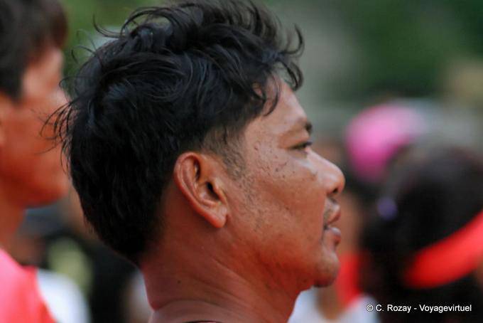 Uomo Profilo, Festival Patong, Phuket - La Tailandia