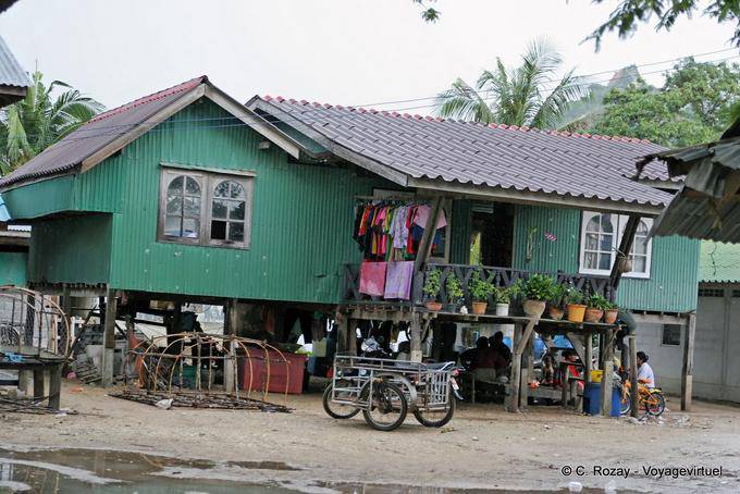 Tipica casa, Phuket Town Gypsy - La Tailandia