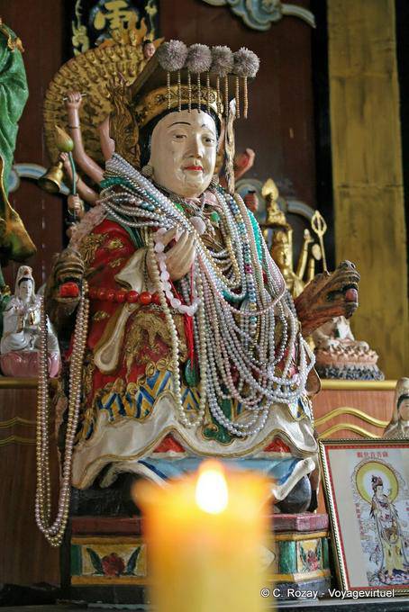 Dio indossare collane cinesi, Phuket Town Gypsy - La Tailandia