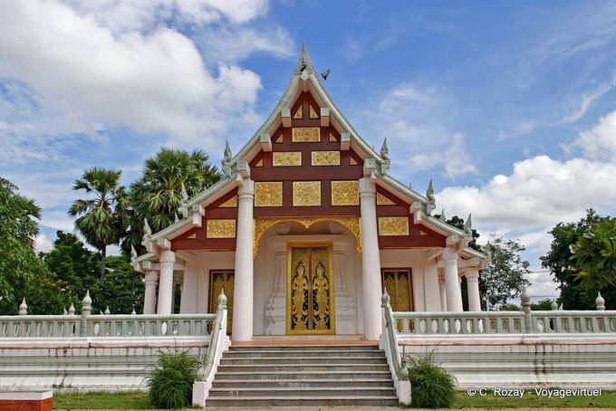 Una recente Tempio, Sukhothai - La Tailandia
